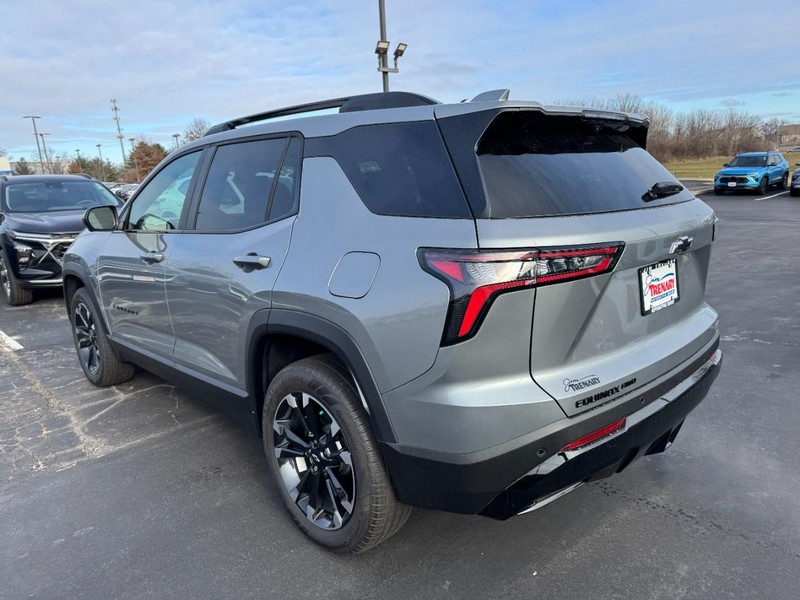 Chevrolet Equinox Vehicle Image 05