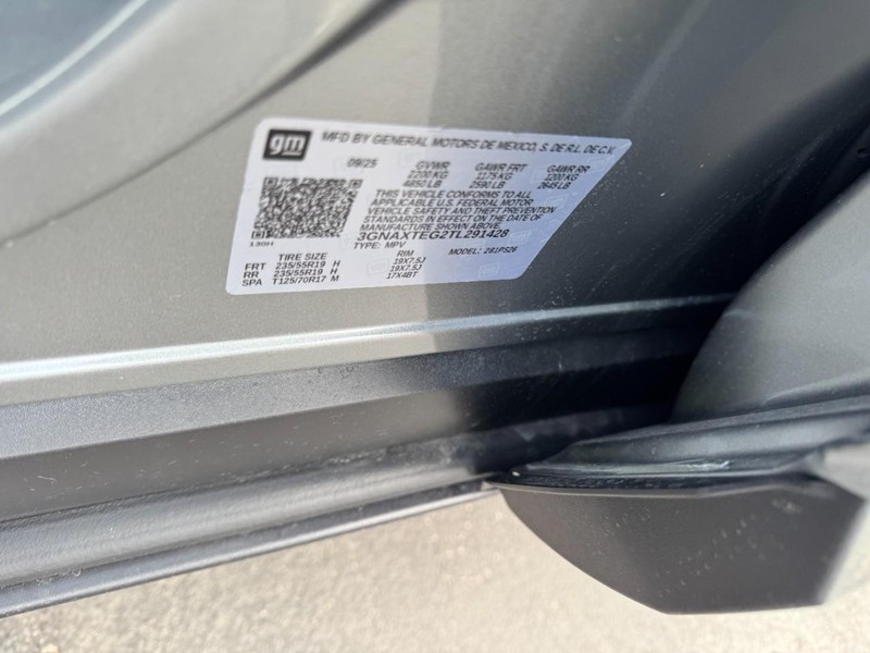 Chevrolet Equinox Vehicle Image 19