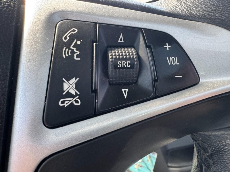 Chevrolet Equinox Vehicle Image 18