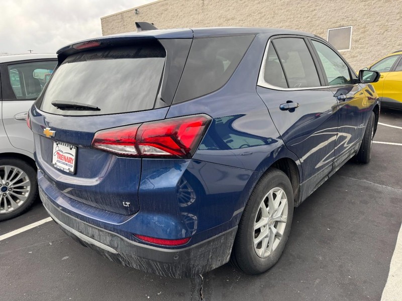 Chevrolet Equinox Vehicle Image 04