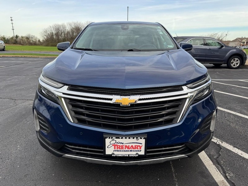 Chevrolet Equinox Vehicle Full-screen Gallery Image 09