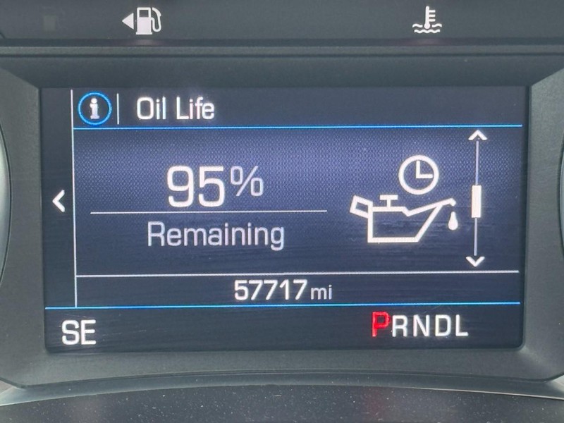 Chevrolet Equinox Vehicle Full-screen Gallery Image 22