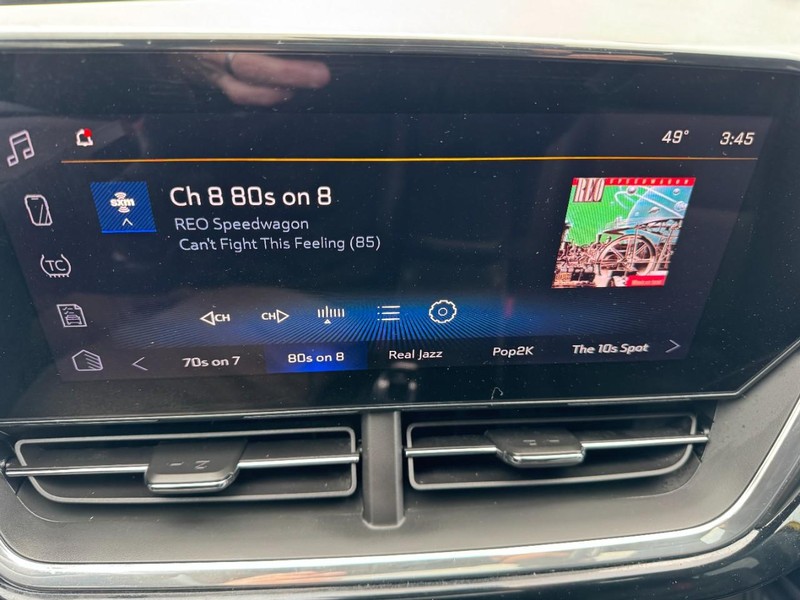 Chevrolet Trax Vehicle Image 20