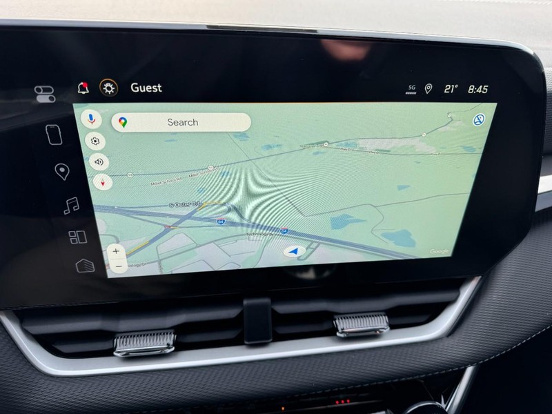 Chevrolet Equinox Vehicle Image 15