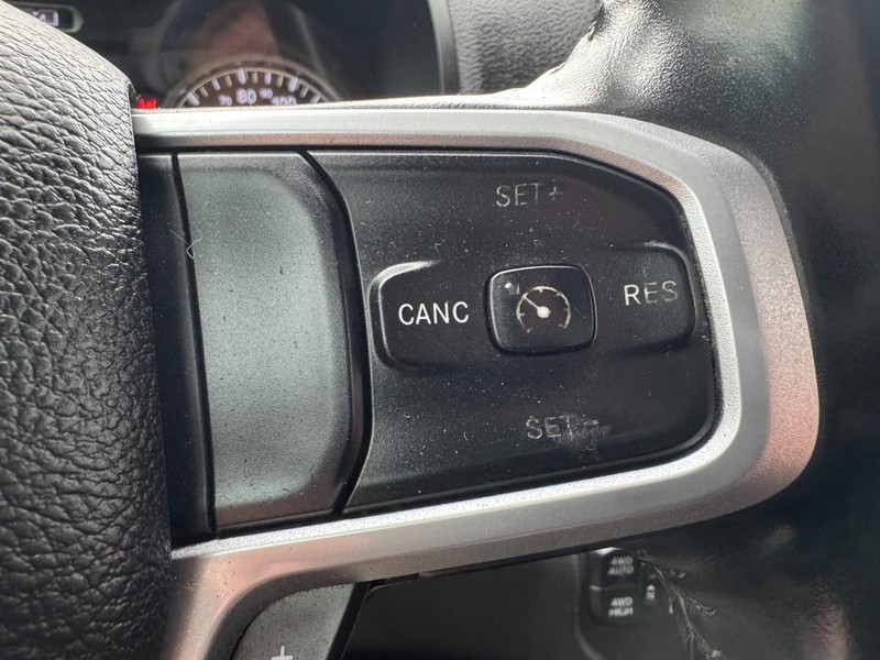 Ram 1500 Vehicle Image 17