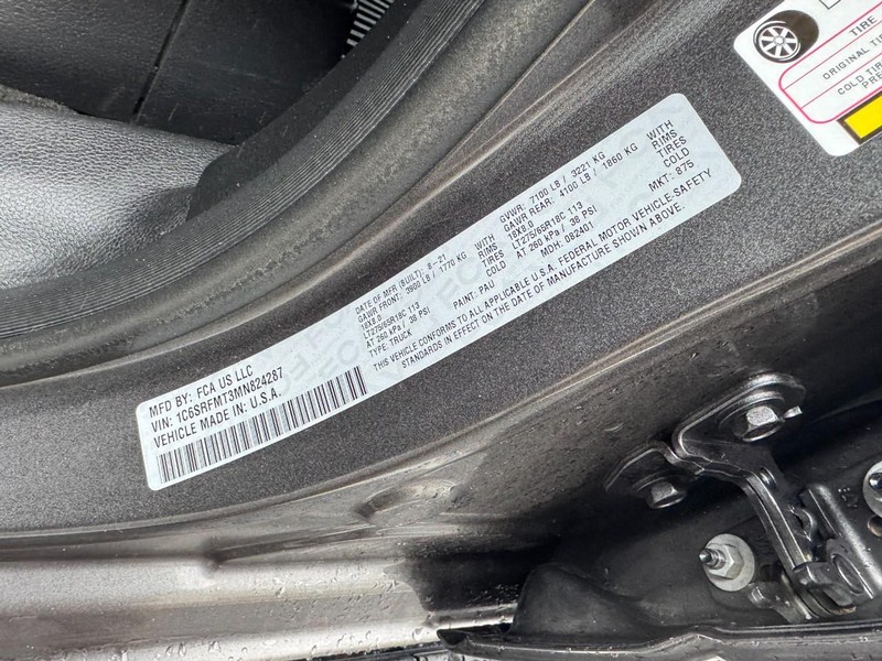 Ram 1500 Vehicle Image 25