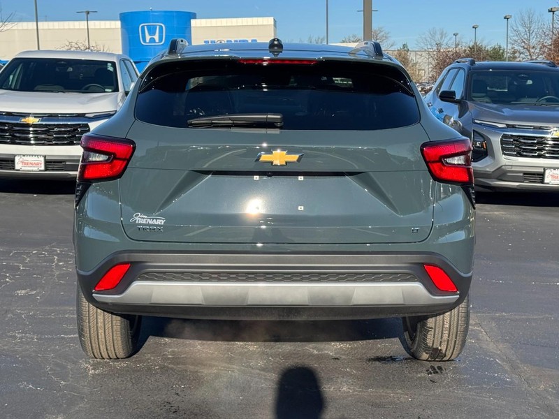 Chevrolet Trax Vehicle Image 04