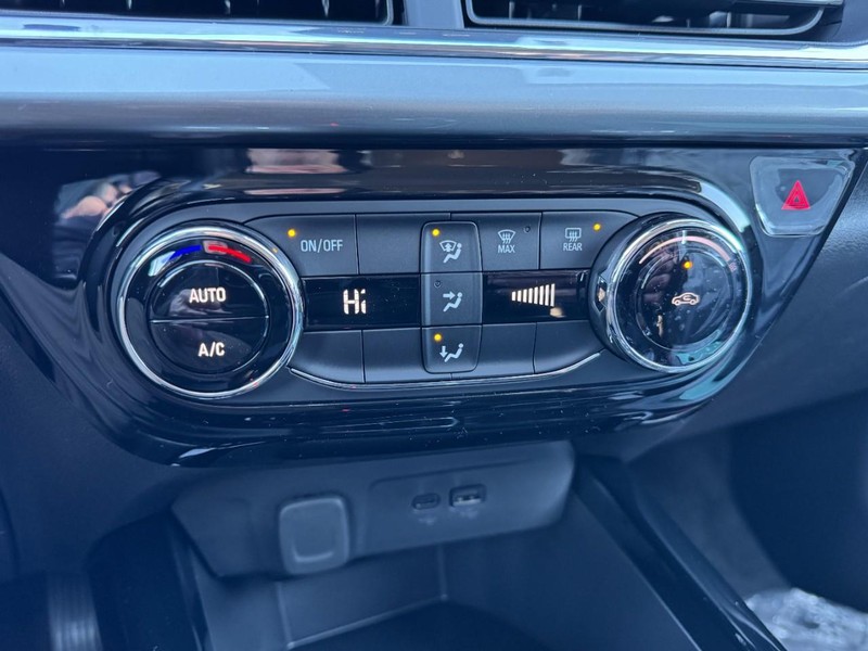 Chevrolet Trax Vehicle Image 11