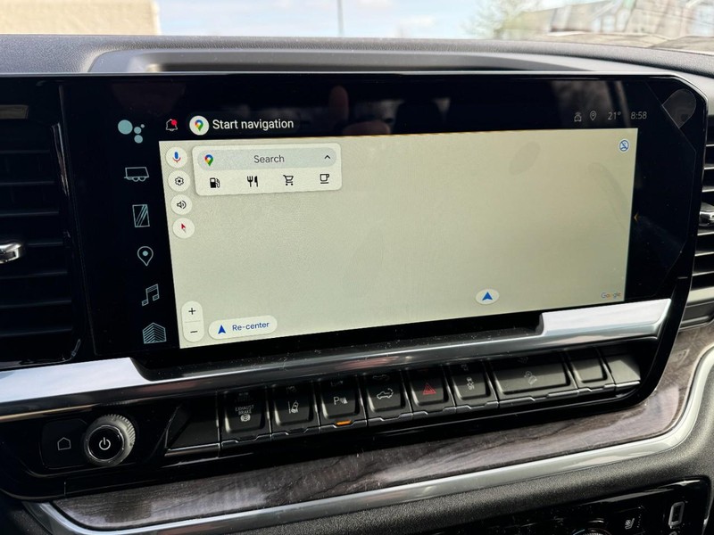 Chevrolet Silverado 2500HD Vehicle Image 18