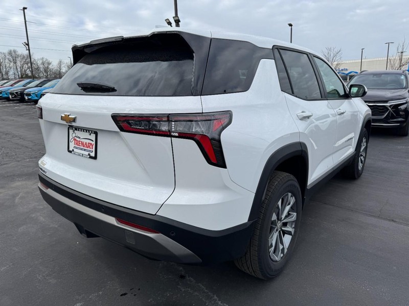 Chevrolet Equinox Vehicle Image 03