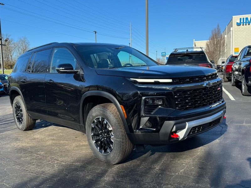 Chevrolet Traverse Vehicle Image 02