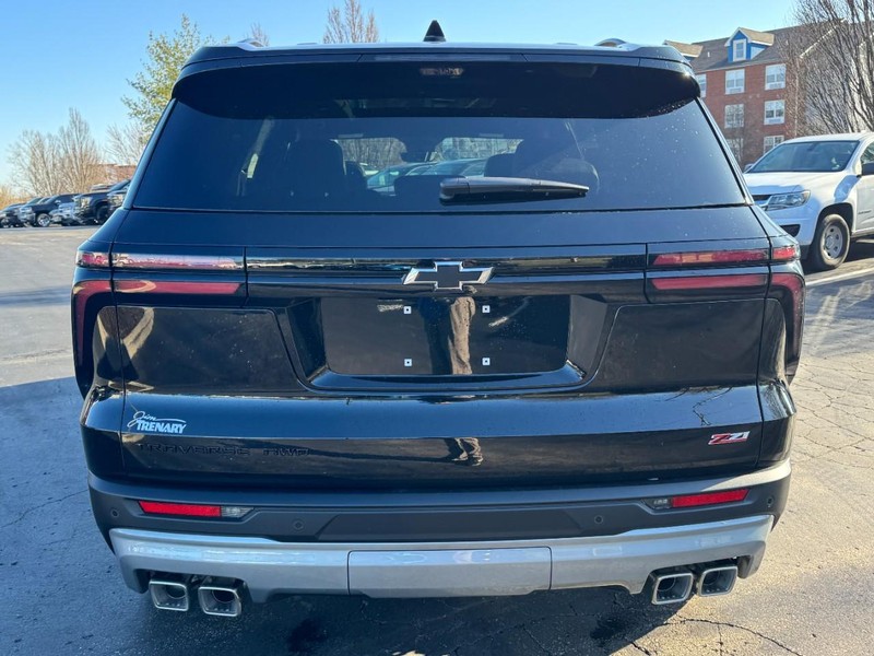 Chevrolet Traverse Vehicle Image 04