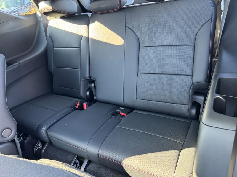 Chevrolet Traverse Vehicle Image 08