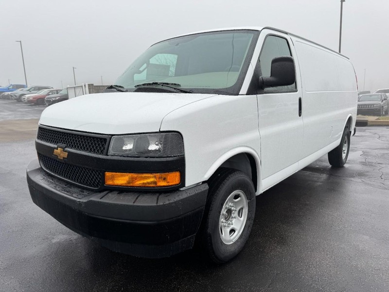 Chevrolet Express Cargo Van Vehicle Image 08