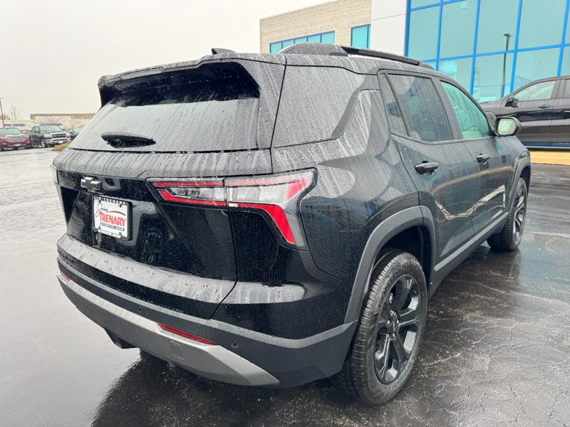 Chevrolet Equinox Vehicle Image 03