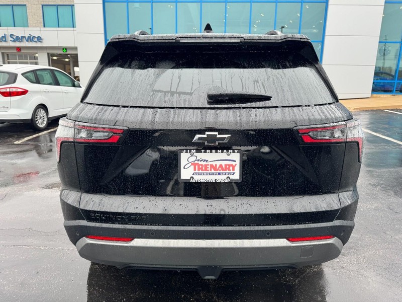 Chevrolet Equinox Vehicle Image 04