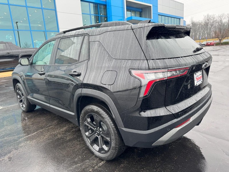 Chevrolet Equinox Vehicle Image 05