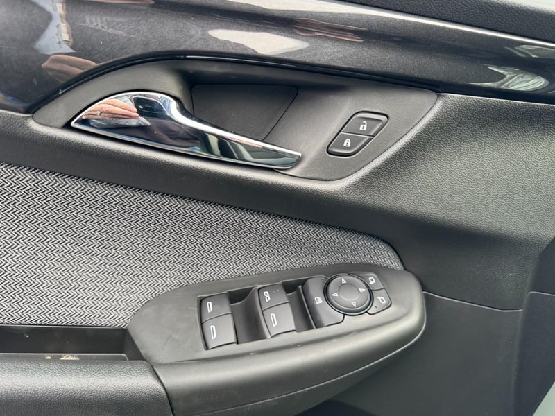 Chevrolet TrailBlazer Vehicle Image 09