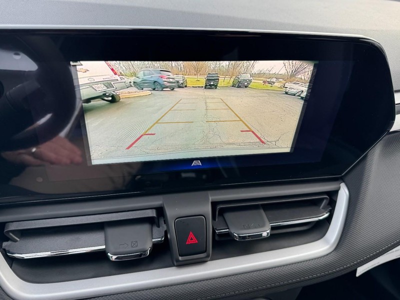 Chevrolet TrailBlazer Vehicle Image 14