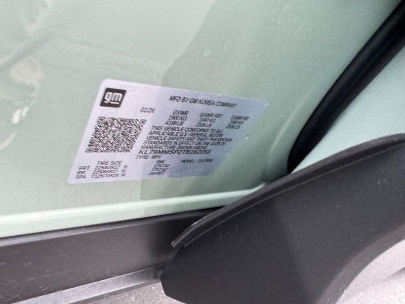 Chevrolet TrailBlazer Vehicle Image 16