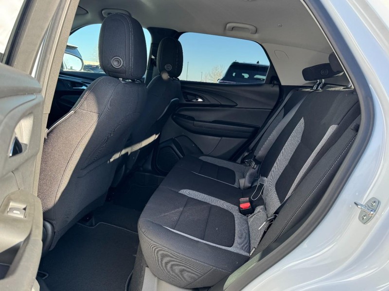 Chevrolet TrailBlazer Vehicle Image 07