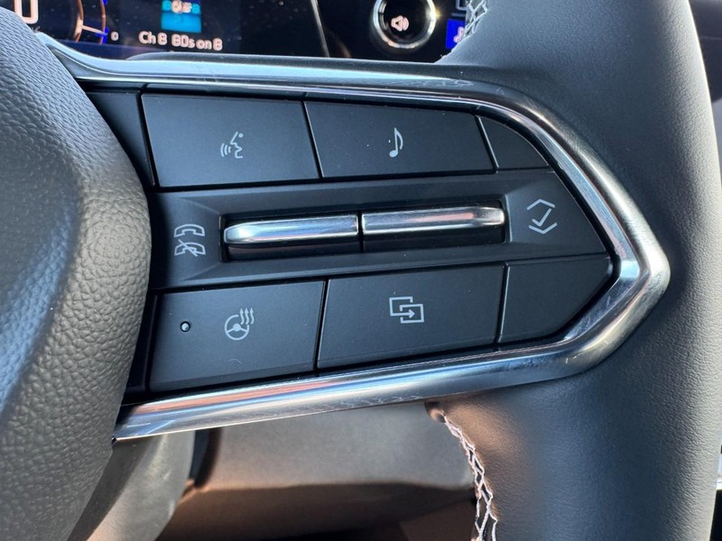 Chevrolet Silverado EV Vehicle Image 14