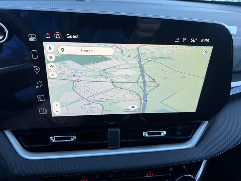 Chevrolet Equinox Vehicle Image 15