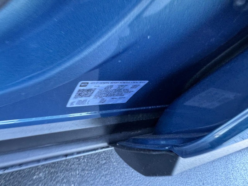 Chevrolet Equinox Vehicle Image 18