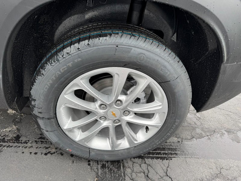 Chevrolet TrailBlazer Vehicle Image 06