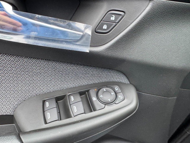 Chevrolet TrailBlazer Vehicle Image 08