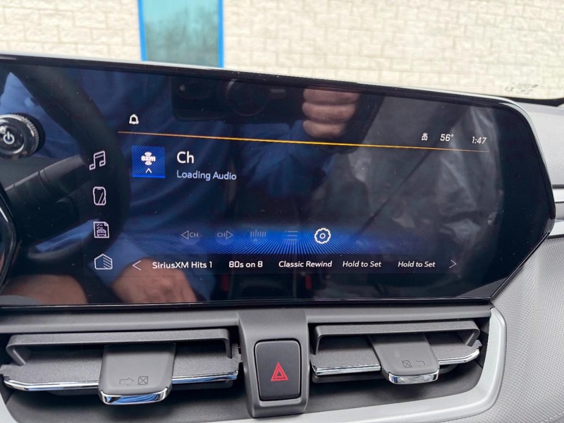 Chevrolet TrailBlazer Vehicle Image 13