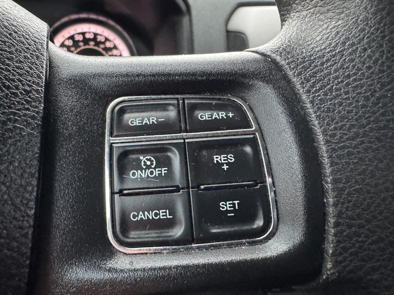 Ram 1500 Vehicle Image 14