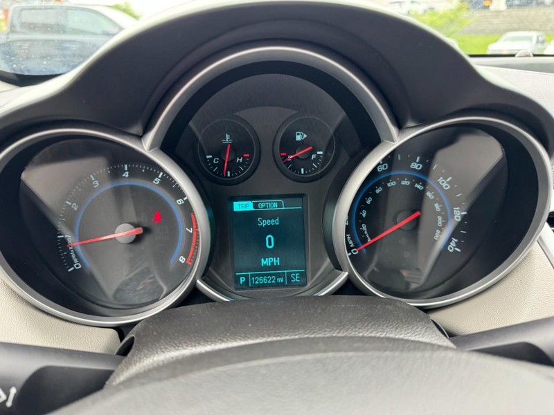 Chevrolet Cruze Vehicle Image 19