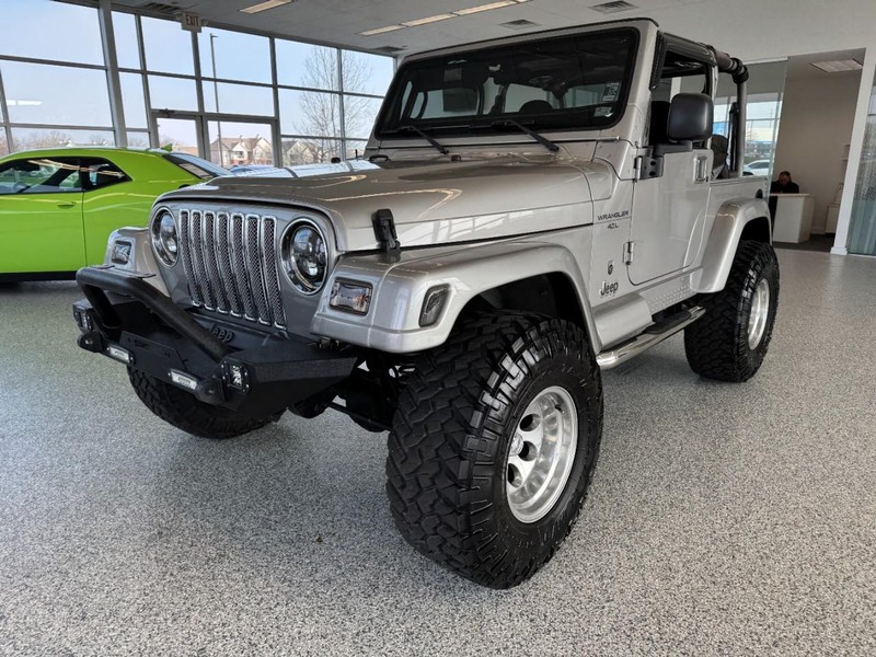 Jeep Wrangler Vehicle Image 07