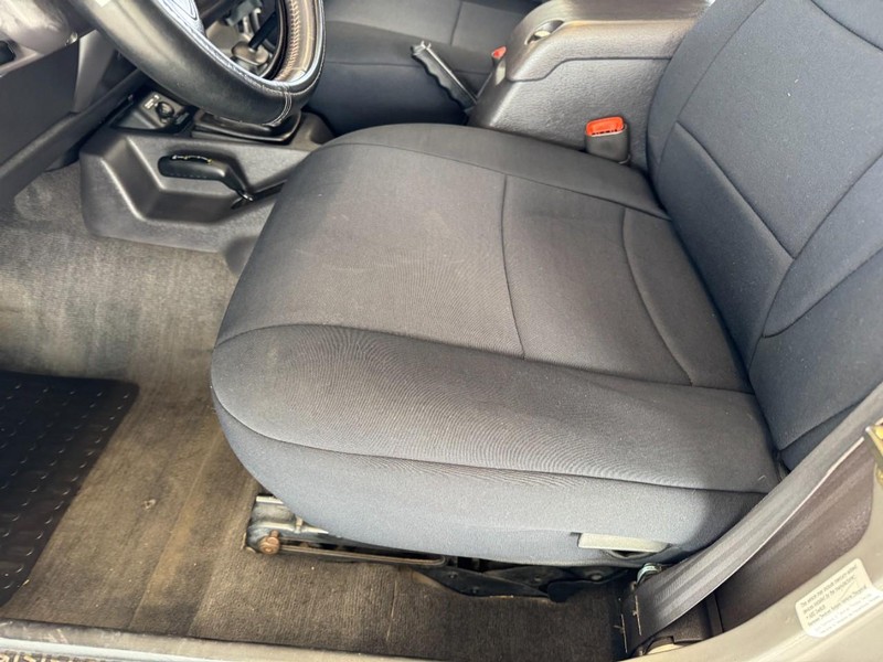 Jeep Wrangler Vehicle Image 10