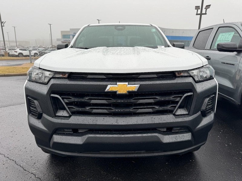 Chevrolet Colorado Vehicle Image 03
