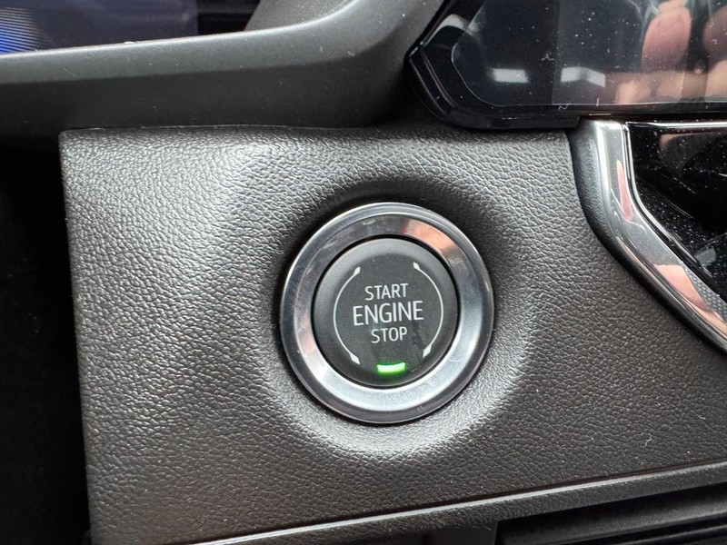 Chevrolet Colorado Vehicle Image 17