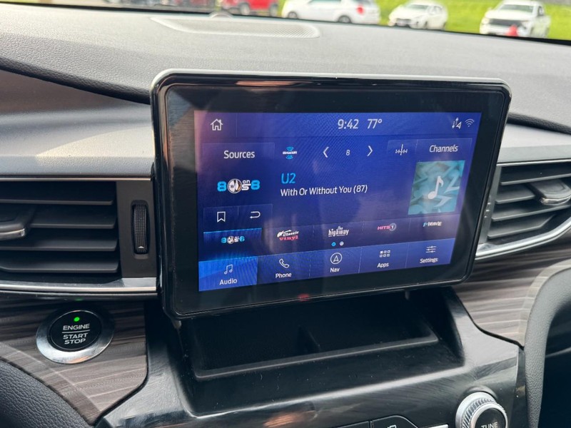 Ford Explorer Vehicle Image 20