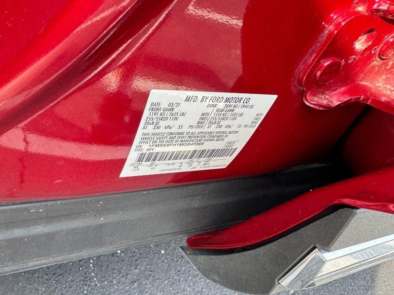 Ford Explorer Vehicle Image 25