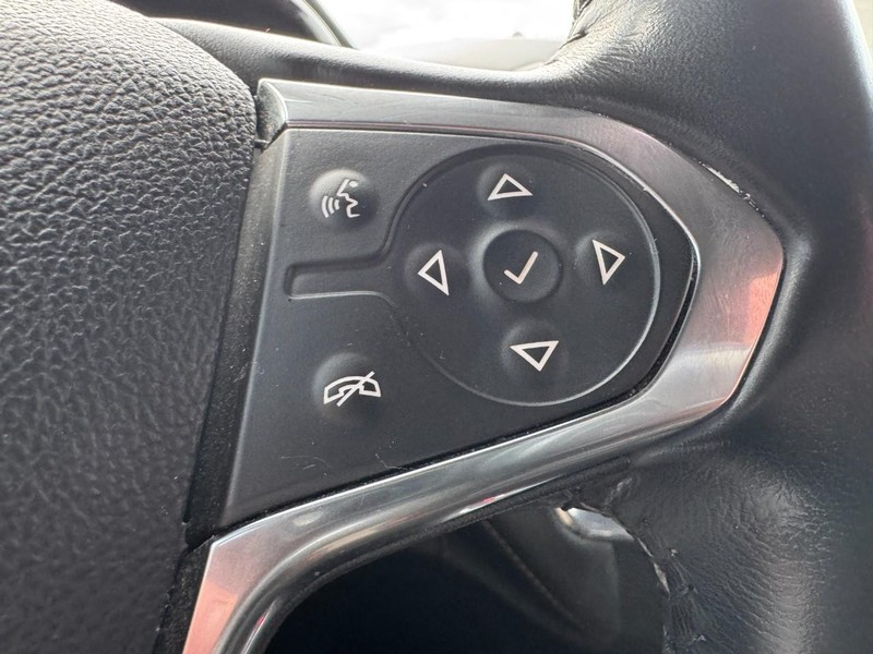 Chevrolet Traverse Vehicle Image 17