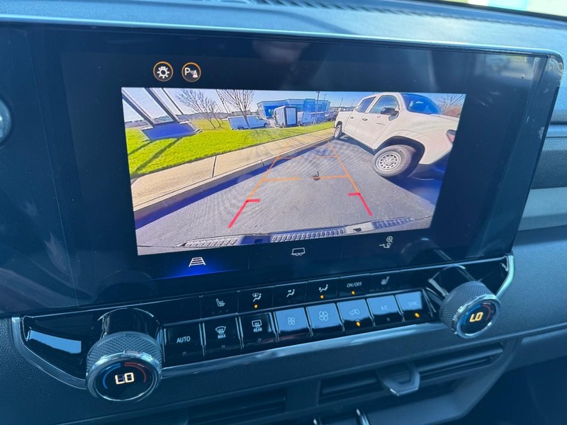 Chevrolet Colorado Vehicle Image 14