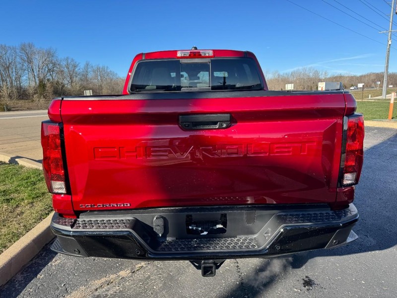 Chevrolet Colorado Vehicle Image 04