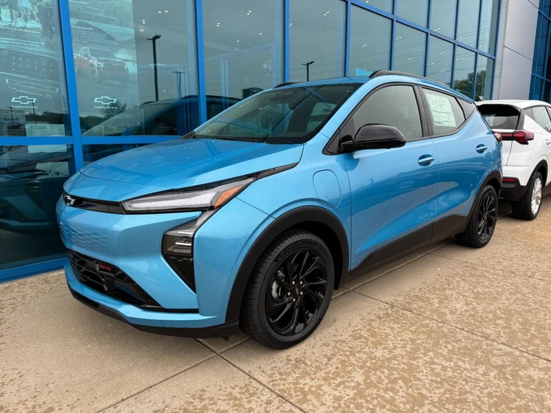 Chevrolet Bolt Vehicle Image 02