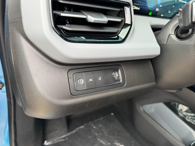 Chevrolet Bolt Vehicle Image 07