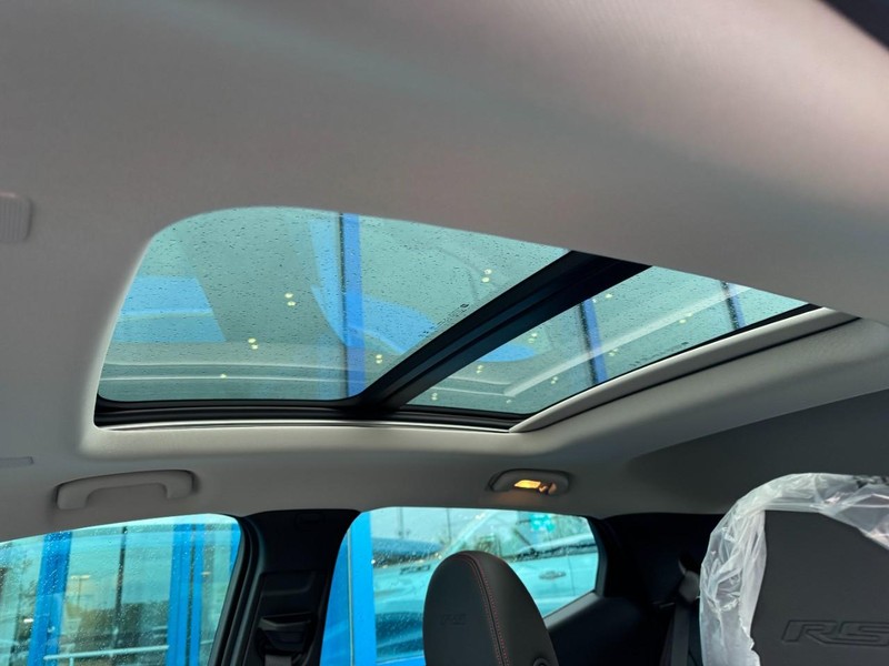 Chevrolet Bolt Vehicle Image 12