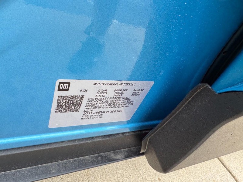 Chevrolet Bolt Vehicle Image 16