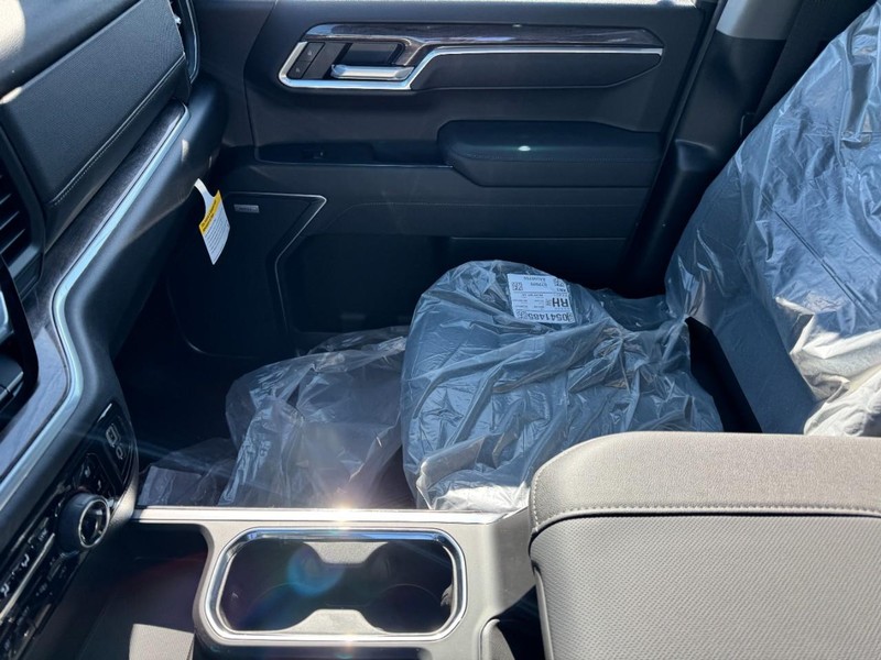 Chevrolet Silverado 1500 Vehicle Image 10