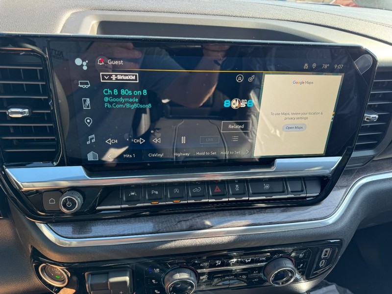 Chevrolet Silverado 1500 Vehicle Image 17