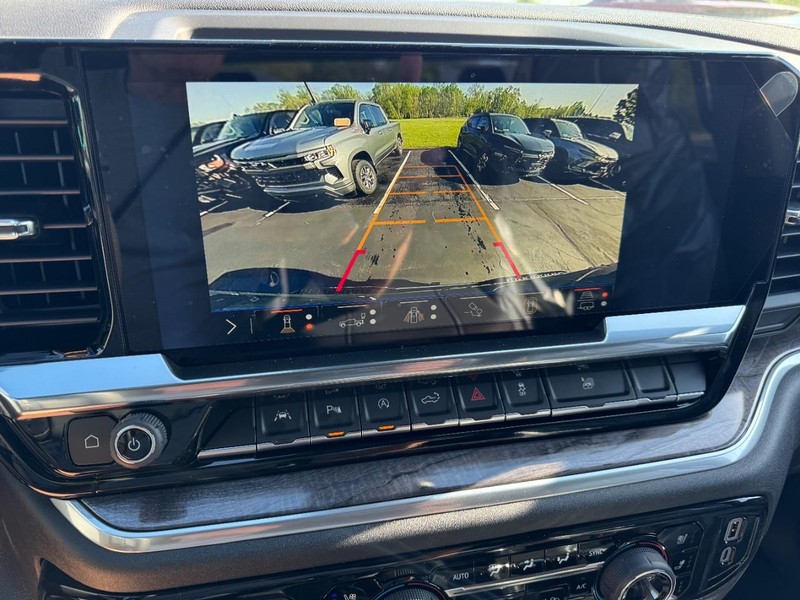 Chevrolet Silverado 1500 Vehicle Image 19