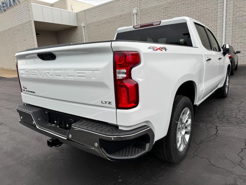 Chevrolet Silverado 1500 Vehicle Image 04